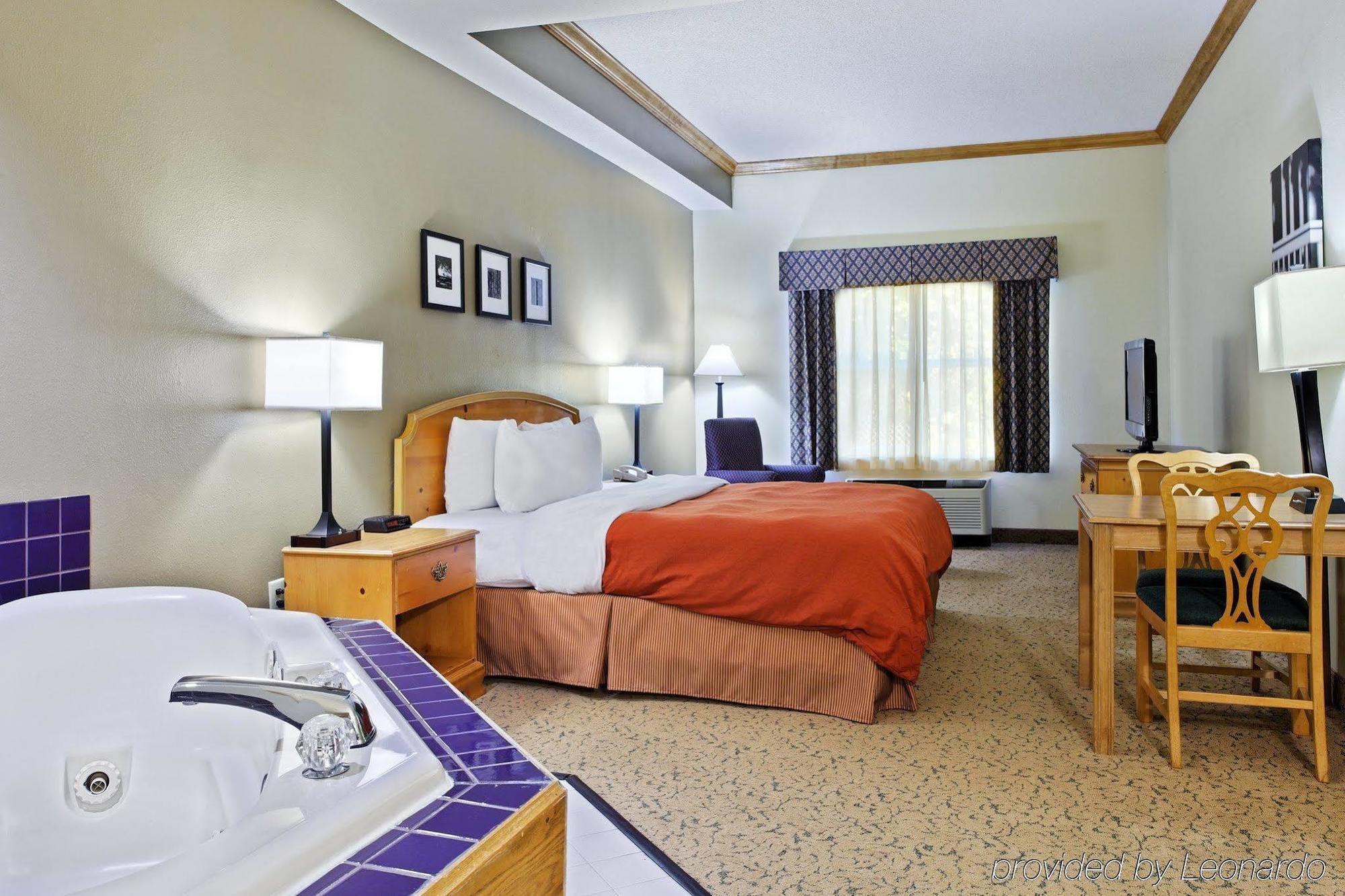 Country Inn & Suites By Radisson, Burlington Elon , Nc エクステリア 写真