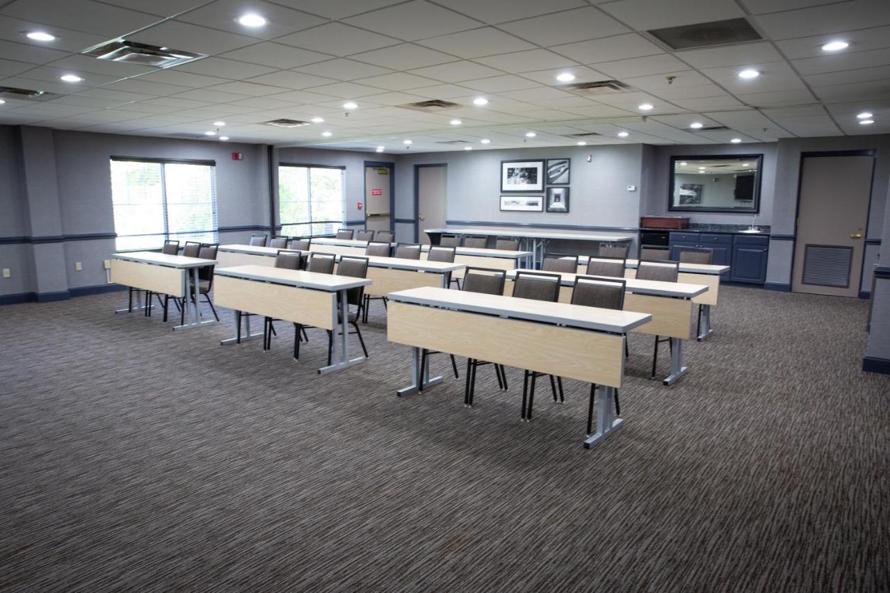 Country Inn & Suites By Radisson, Burlington Elon , Nc エクステリア 写真